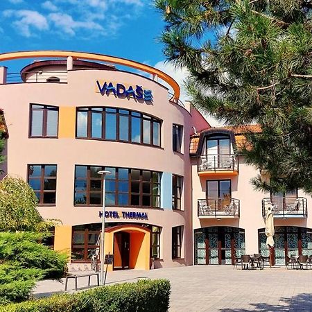 Wellness Hotel Thermal Štúrovo Bagian luar foto