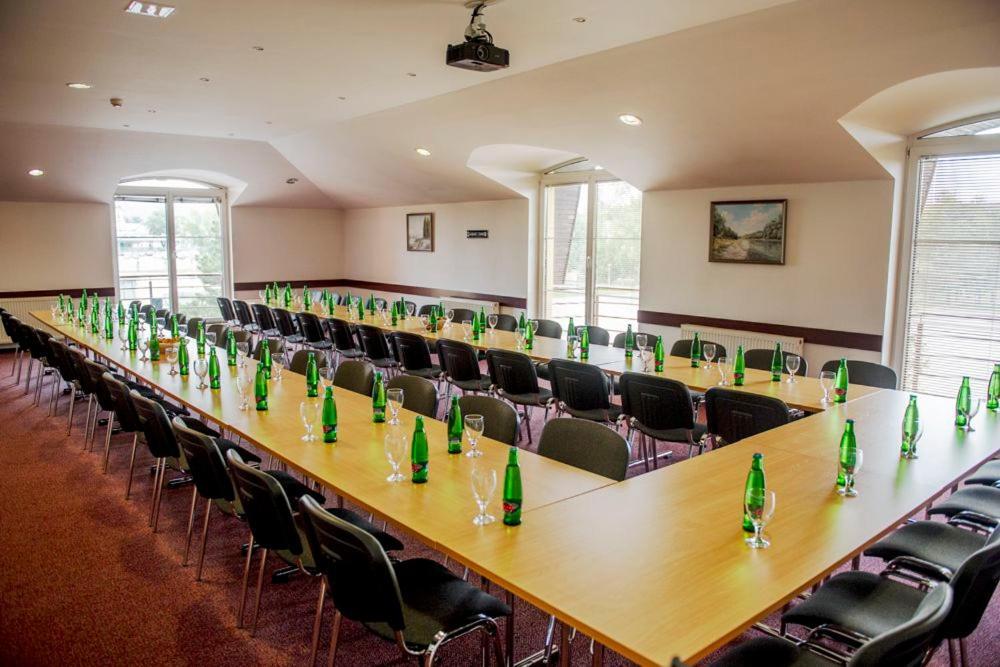 Wellness Hotel Thermal Štúrovo Bagian luar foto